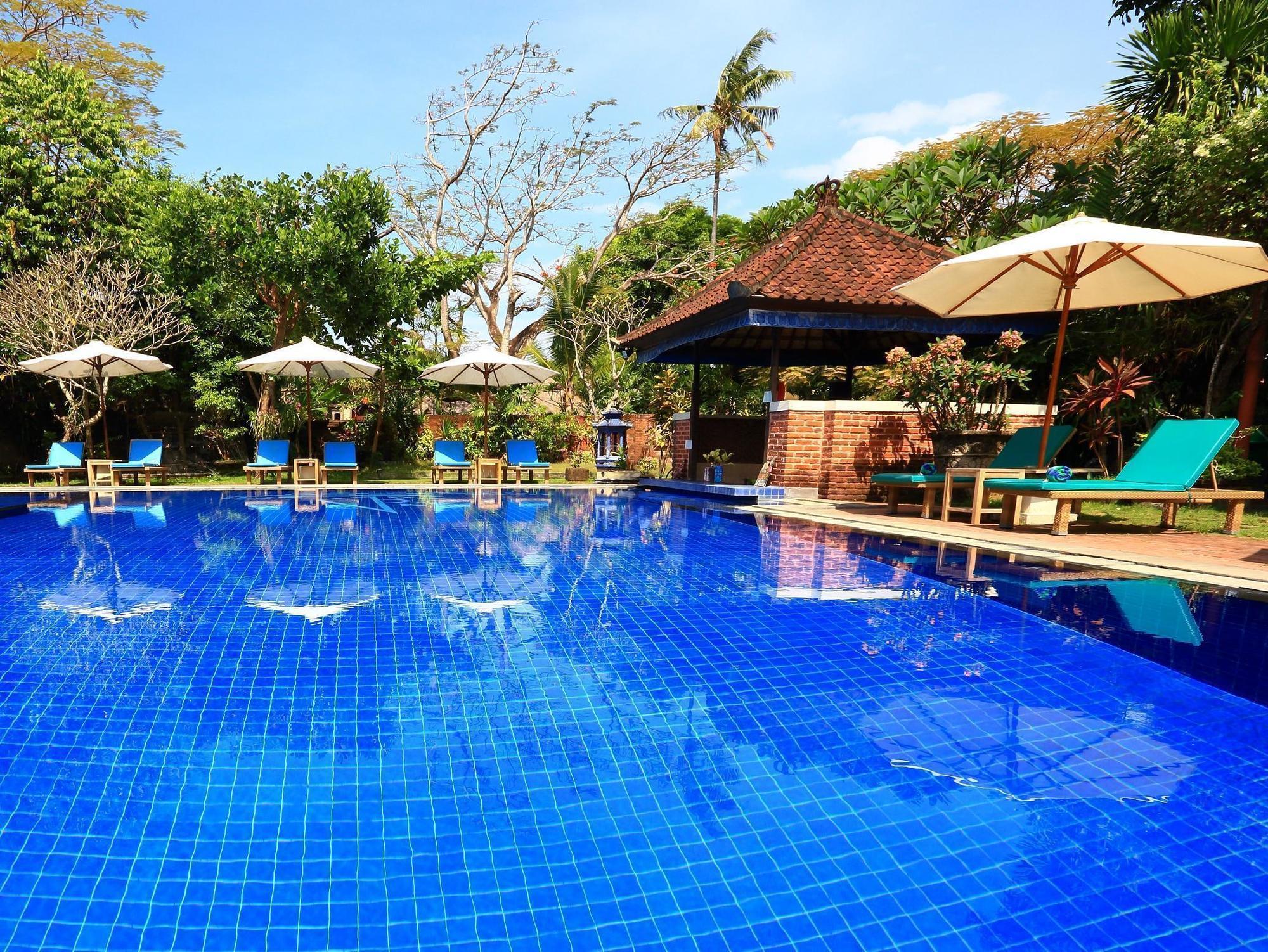 Laghawa Beach Hotel Sanur  Exterior photo